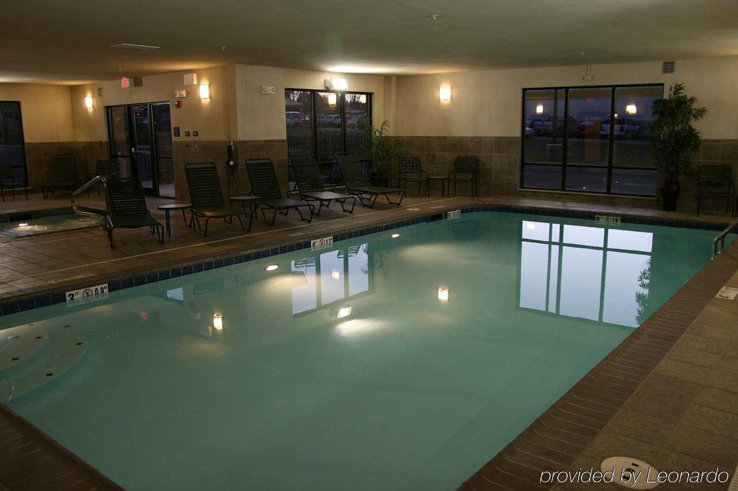 Hampton Inn & Suites New Castle, PA Einrichtungen foto